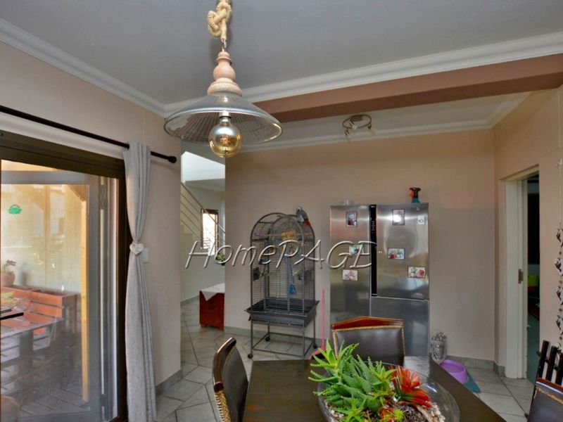Dolphin Beach, Walvis Bay: Very neat duplex Townhouse is for Sale - Photo 7
