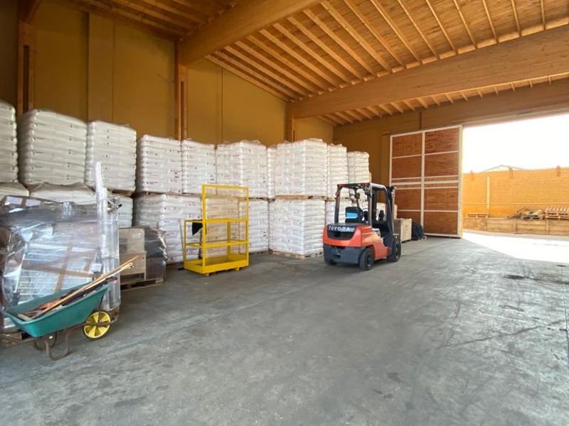 Walvis Bay harbour - Industrial facility with office building and 5 Warehouses - Photo 6