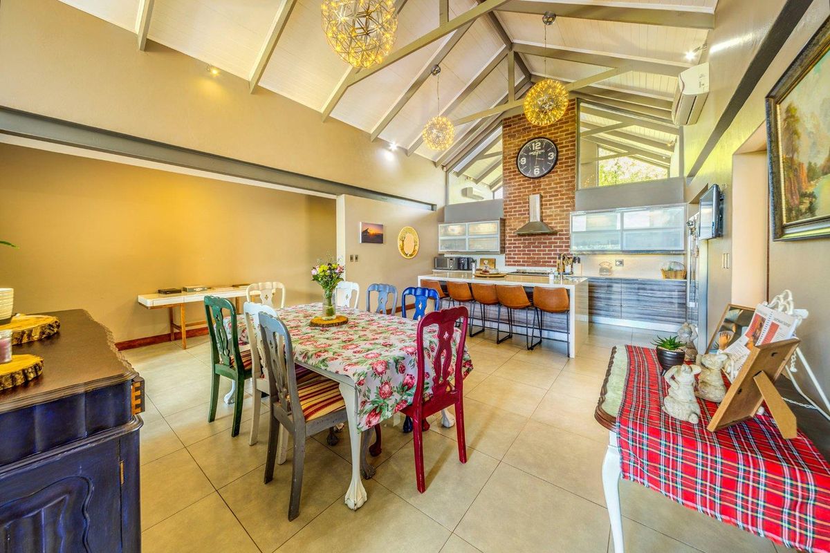 An Exquisite 4 Bed House For Sale in Copperleaf Golf Estate - Photo 5