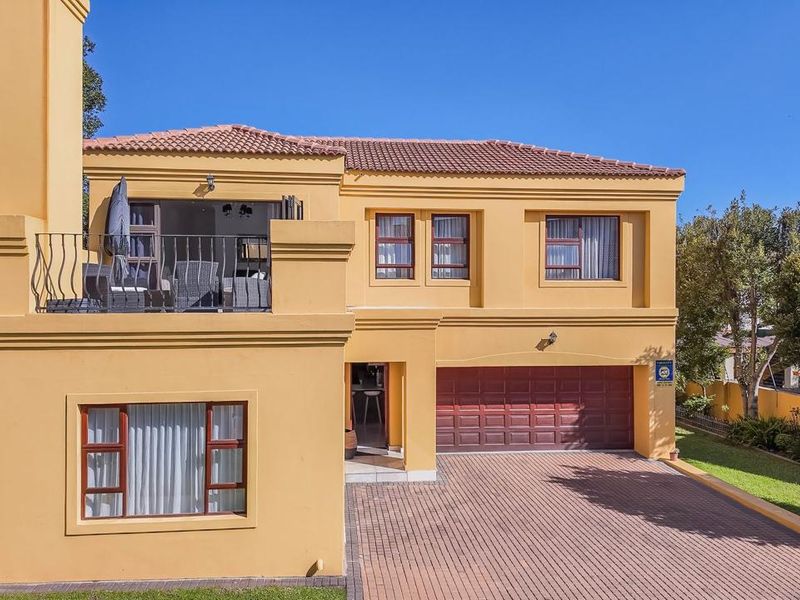 3-Bedroom, 2 Bathroom House in San Vincenzo - Photo 1
