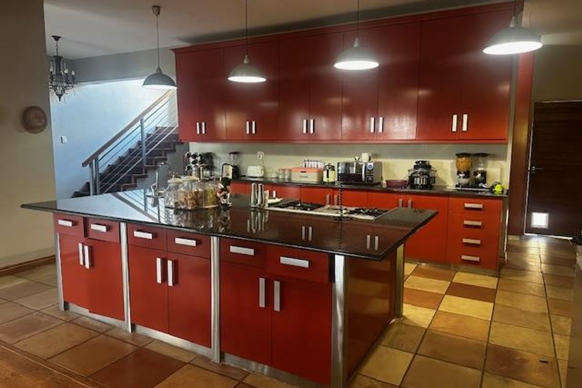 Your forever home is waiting – and it’s spectacular - Photo 2