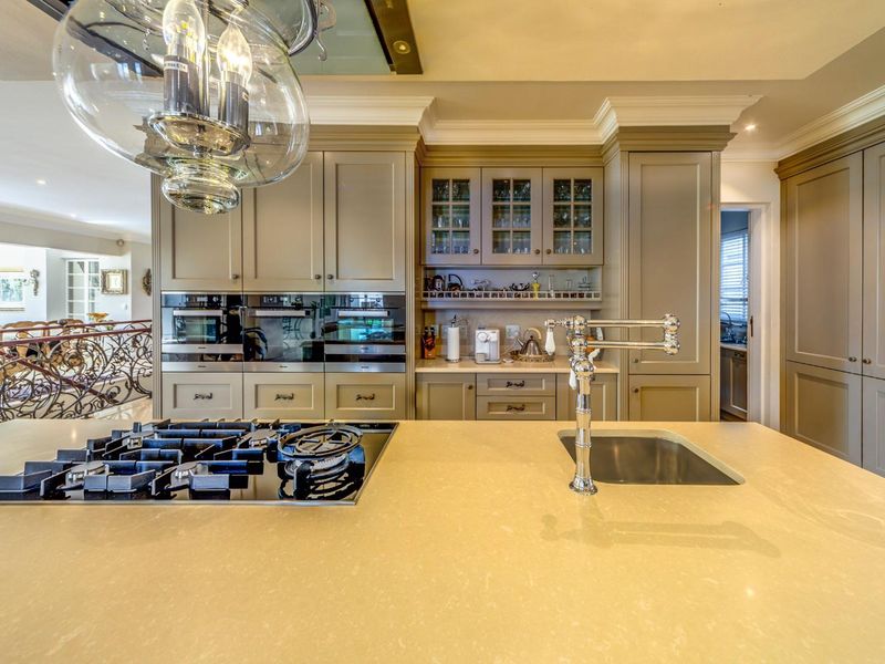 Elegant Four Bedroom Fully Furnished Home for Rent in Waterfall Country Estate - Photo 7