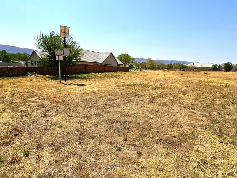 1023sqm Vacant Stand in Popular Landsmeer Equestrian Estate Hartbeespoort - Photo 8