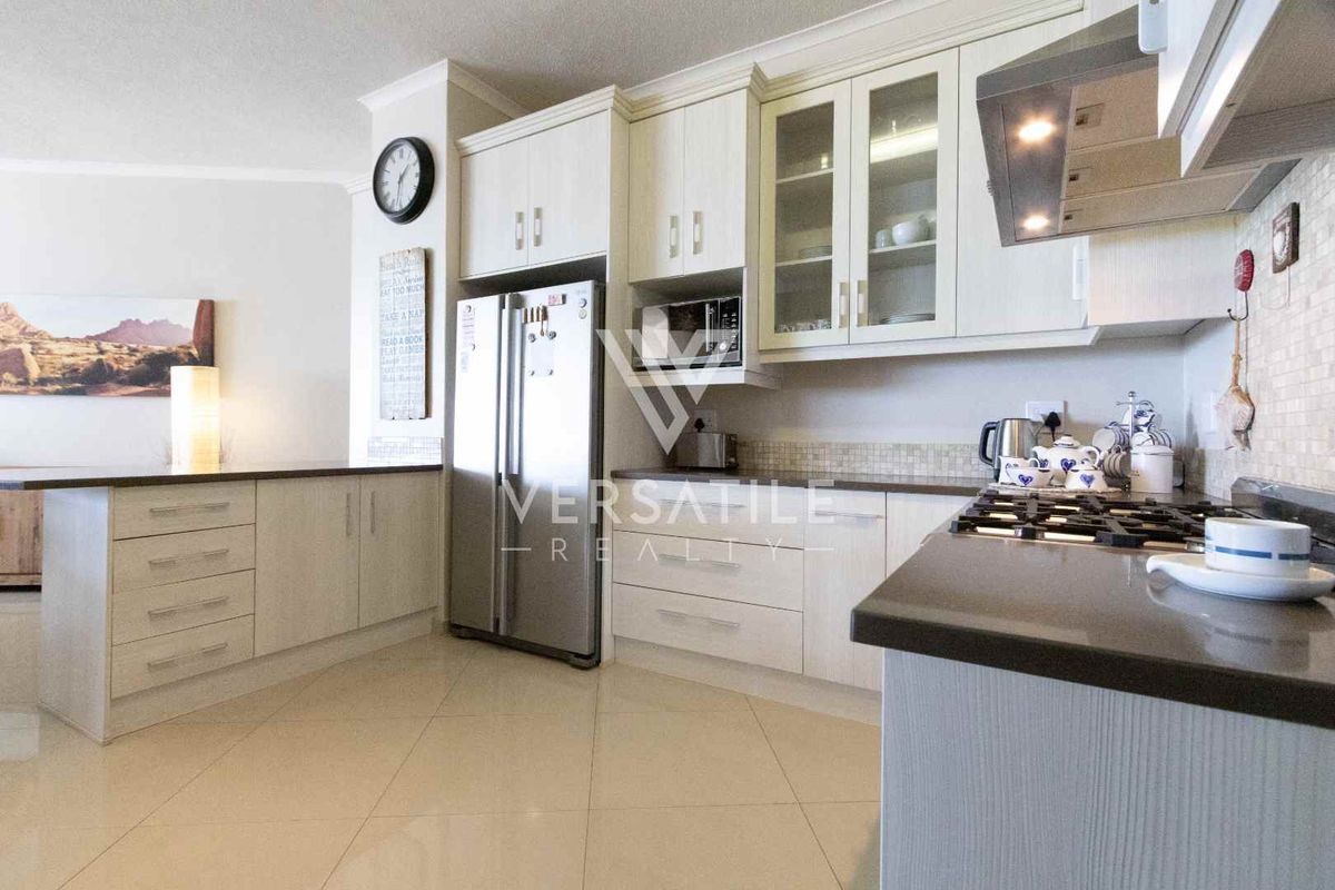 Townhouse to let - Photo 5