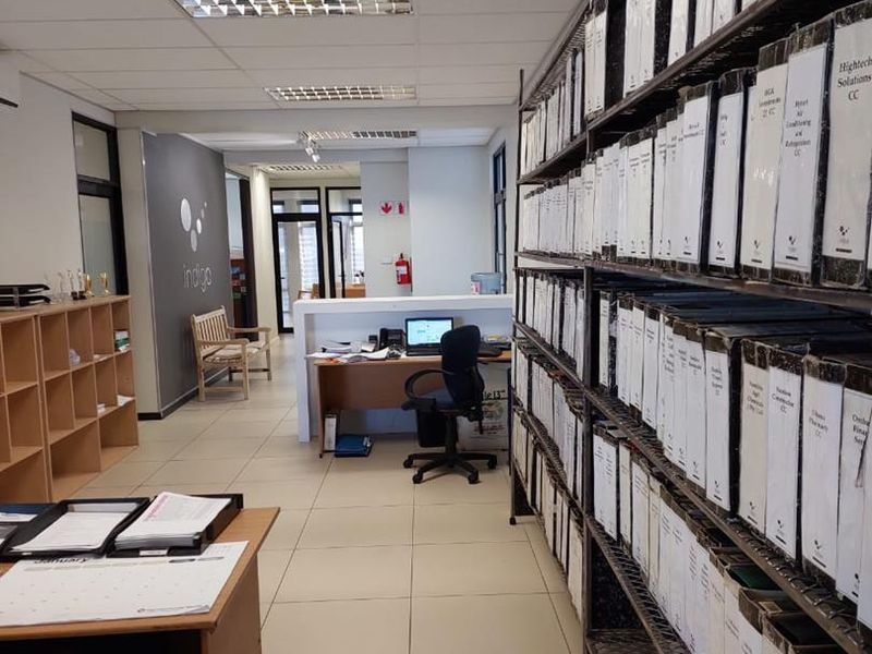 Spacious Offices & Boardroom in Prime Location Southern Industrial - Photo 6