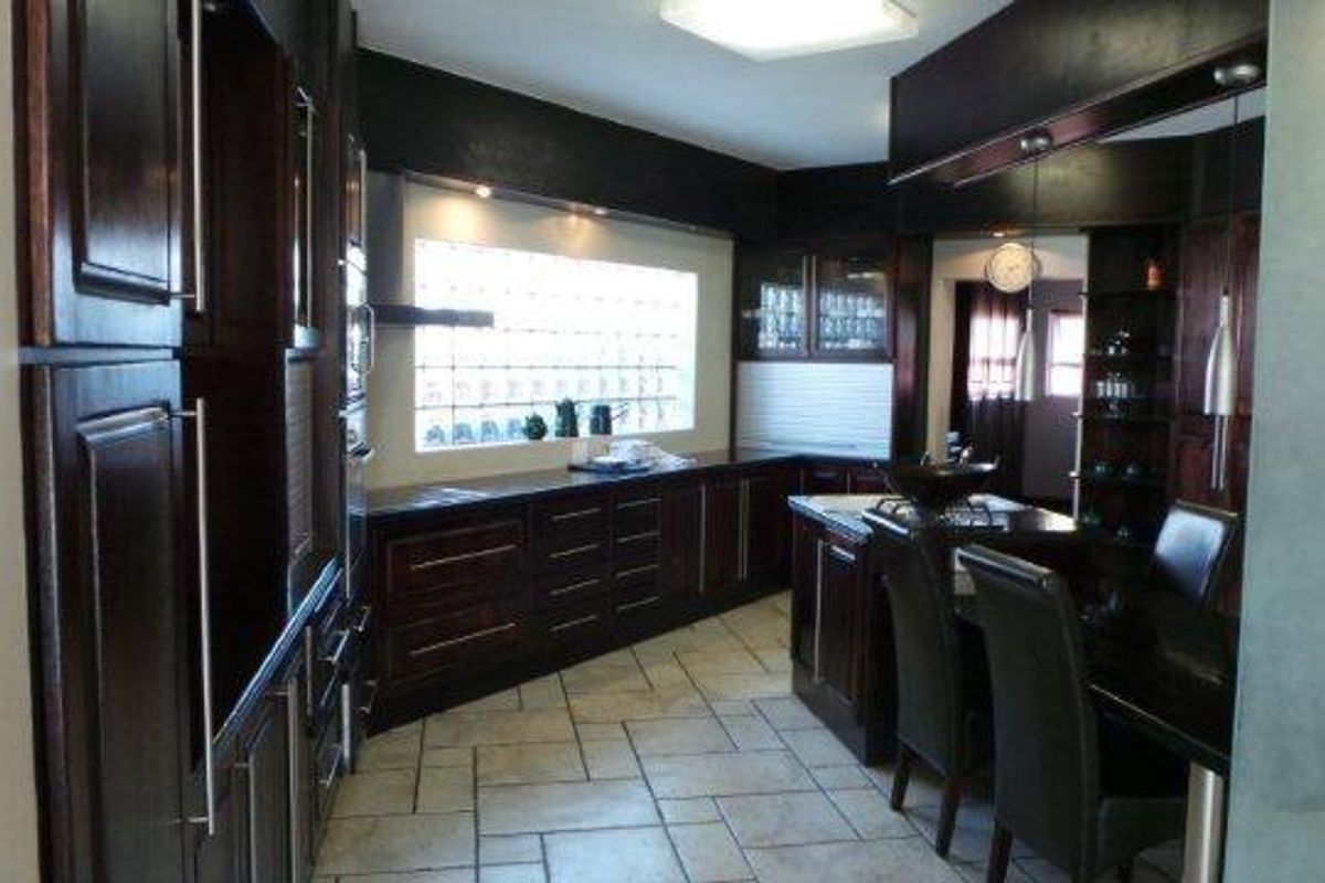 Well located Guesthouse with lots of space to expand - Photo 4