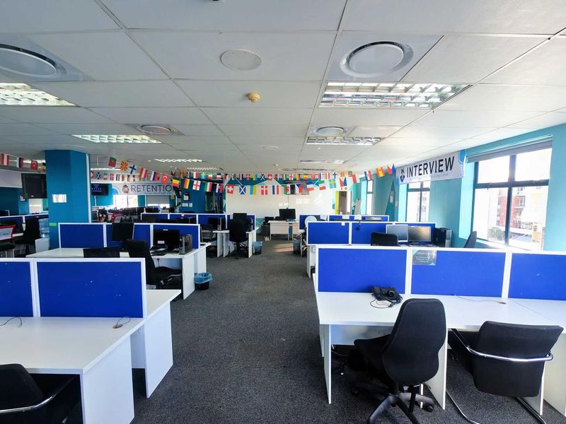 Spacious Corporate Office in The Colosseum | Gateway to Century City - Photo 10