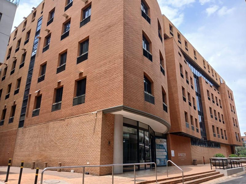 Flagship 1,675m2 Office Space with Panoramic Views | The Prestigious ANKER Building, Centurion  Welcome to The ANKER Building:Rent per M2:R112 - Photo 2