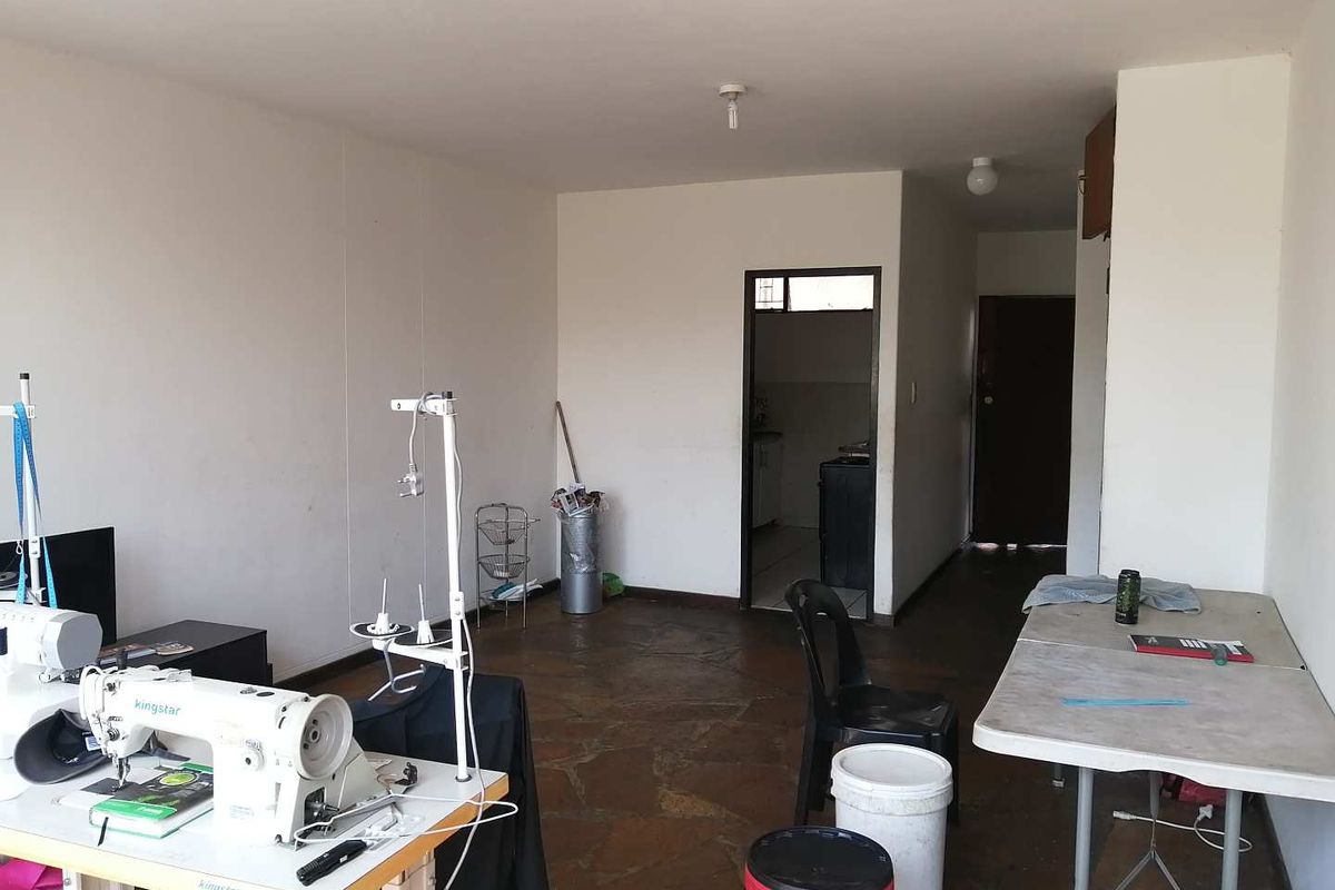 Prime Location in the Heart of Sunnyside! - Photo 4