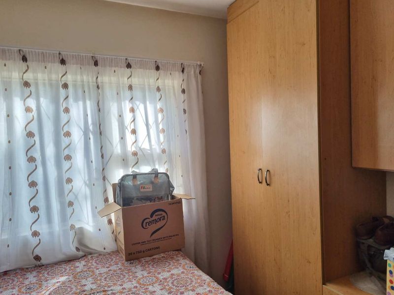 Delightful 2 Bedroom apartment in Kenwick Close  Investment opportunity. - Photo 8