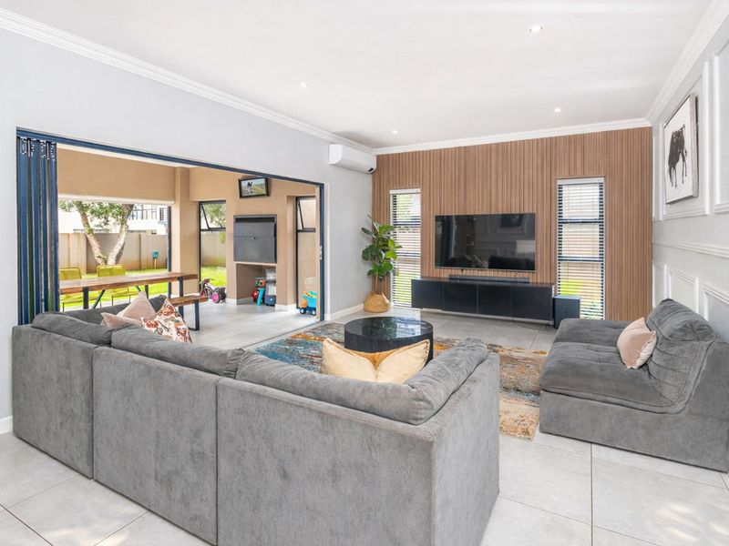 Beautiful Family Home in Leloko Lifestyle Estate - Photo 8