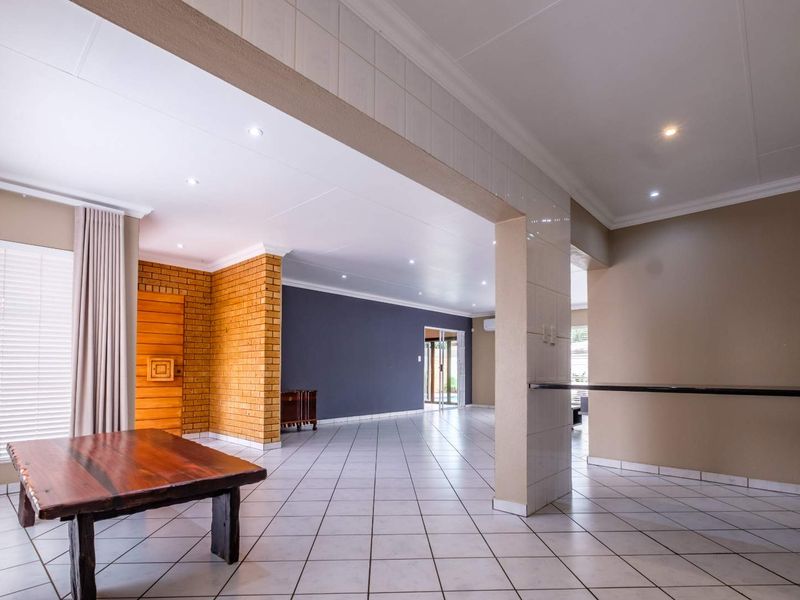 "Energy-Efficient Haven in Sunward park: Ideal for Investment or Downsizing!" - Photo 8