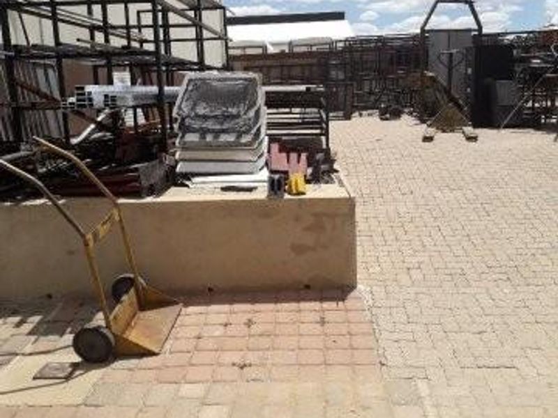 WAREHOUSE TO LET - LAFRENZ INDUSTRIAL. - Photo 4