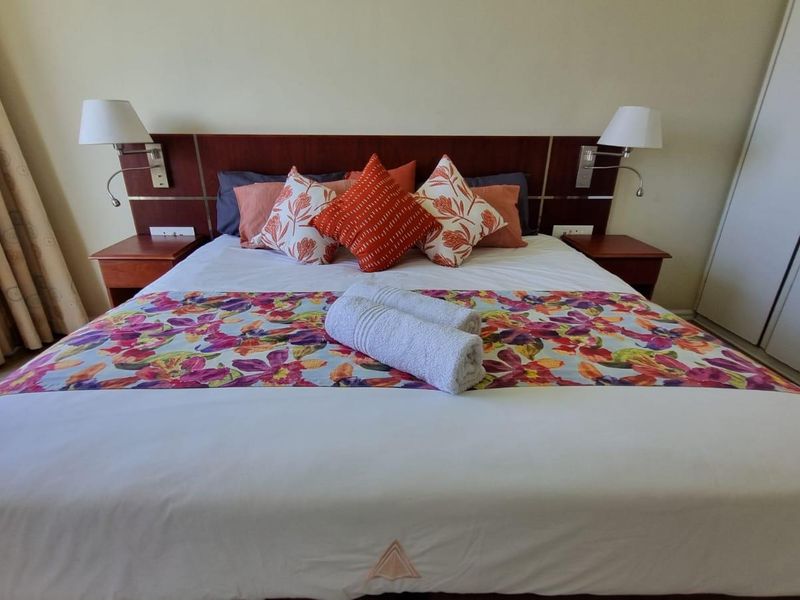 The Oceanic fully fitted and furnished sea facing apartment! - Photo 9