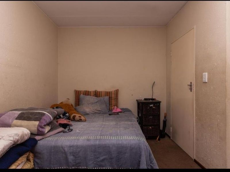 2 Bedroom Apartment for Sale - Photo 7