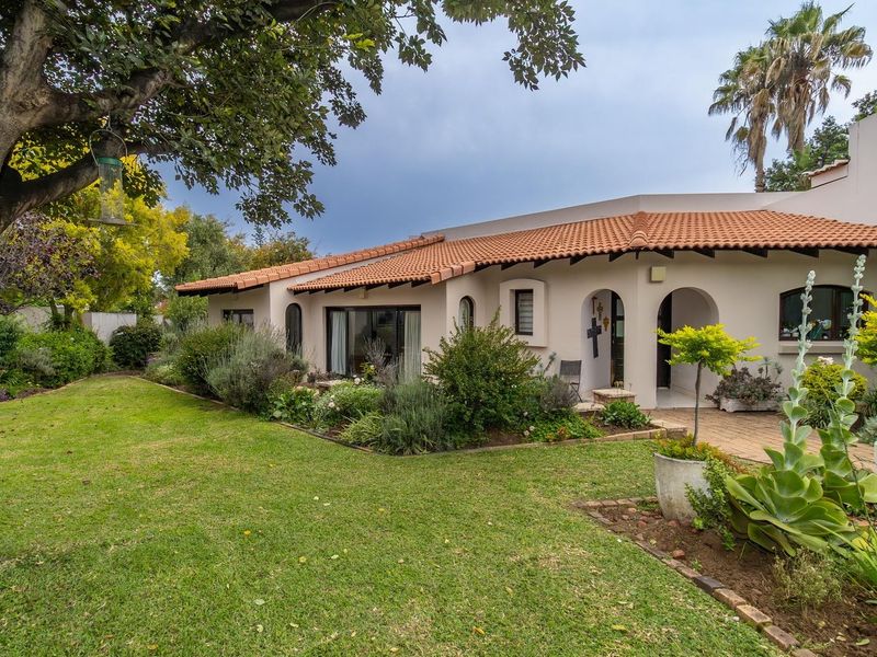 Your dream family home awaits - Photo 4