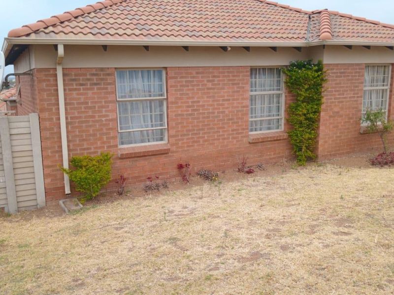 3 Bedrooms House - Photo 3