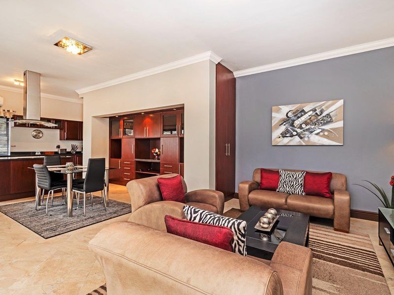 Discover the Ultimate in Exclusive Luxury and Privacy: Majestic Tuscan Mansion with Panoramic Views - Photo 7