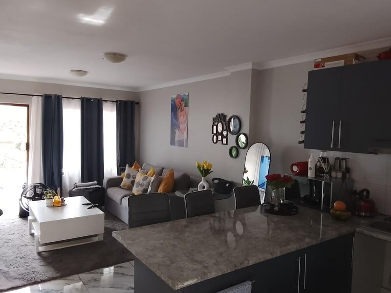 🏡 Modern 2-Bedroom Ground Floor Apartment for Sale in Clarendon – Secure & Move-In Ready - Photo 4