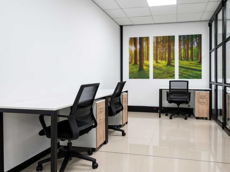 Flexible coworking memberships in HQ Northriding – Northlands. - Photo 2