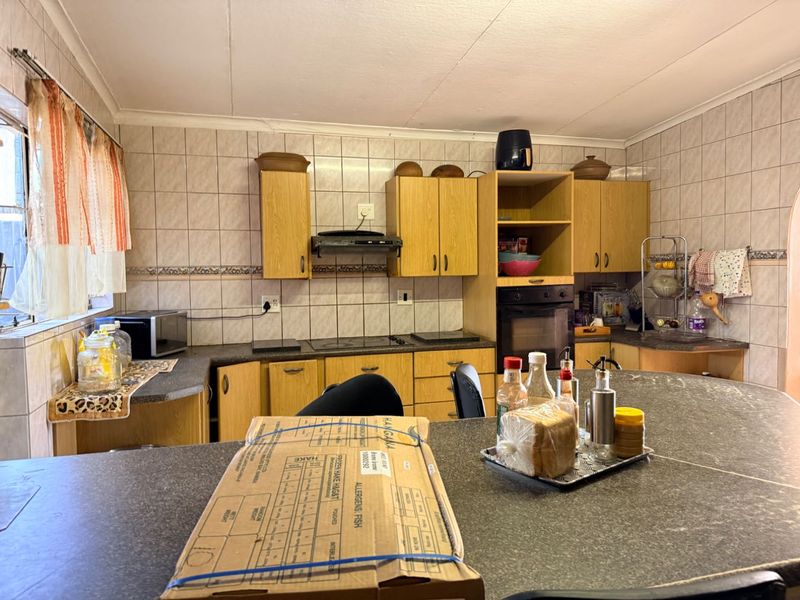 House for Sale:Khomasdal - Photo 3