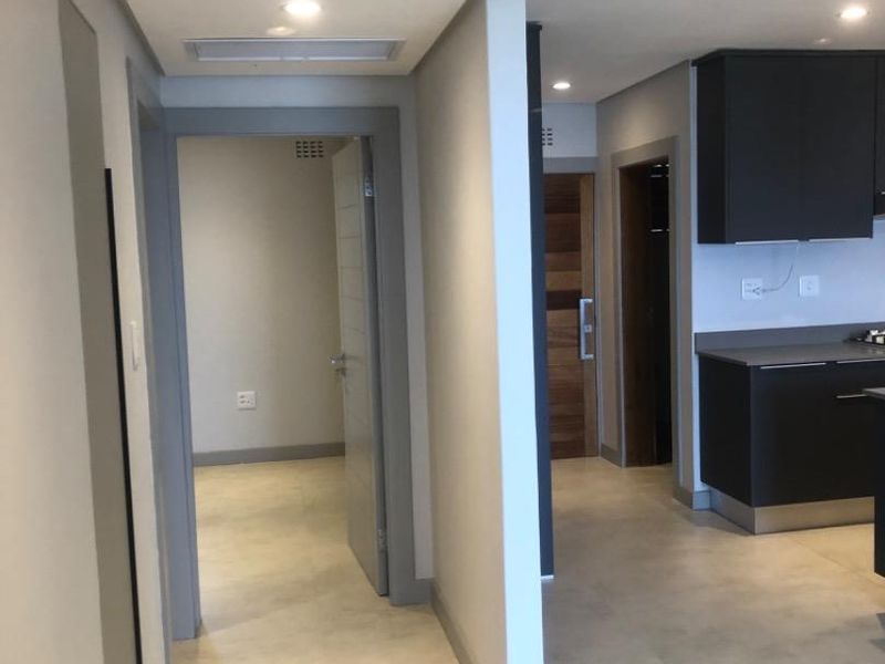 Luxury Living - Photo 4