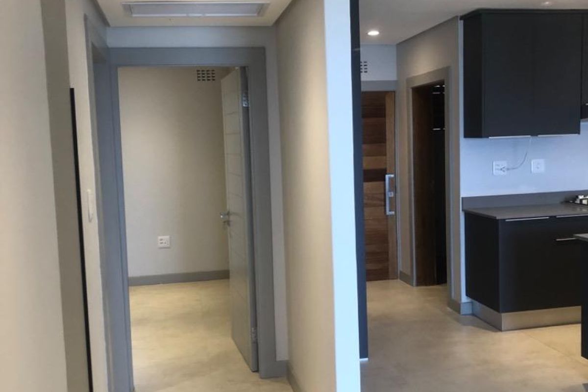 Luxury Living - Photo 4