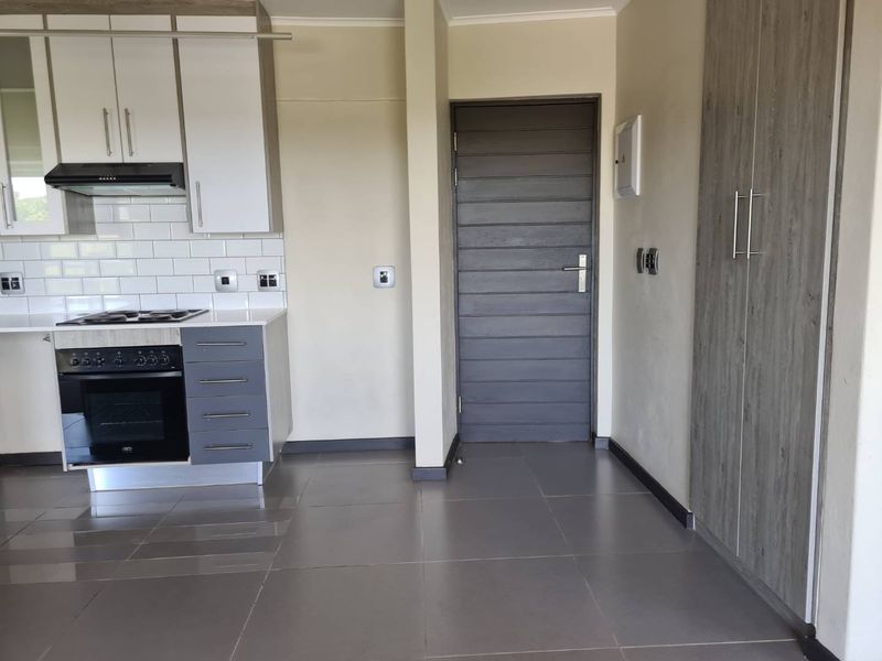 2 Bedroom to rent at Duncan Court - Photo 8