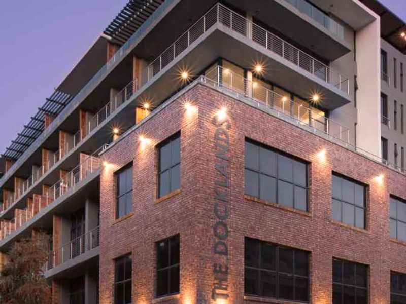 Investment Opportunity | Rooftop Pool with Views | Airbnb Ready - Photo 10