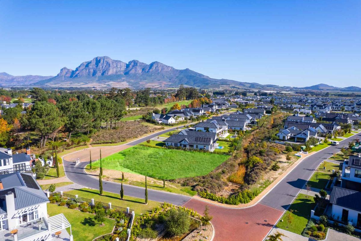 North-Facing Stand on a Greenbelt in Pearl Valley Golf & Country Estate - Photo 2