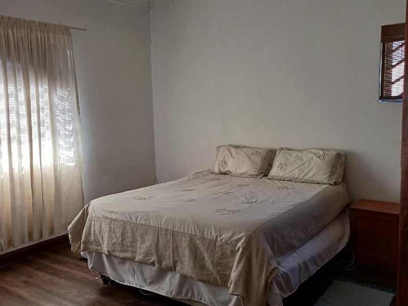 Family Home with Flat close to Duneside School and Dunesmall - Photo 6