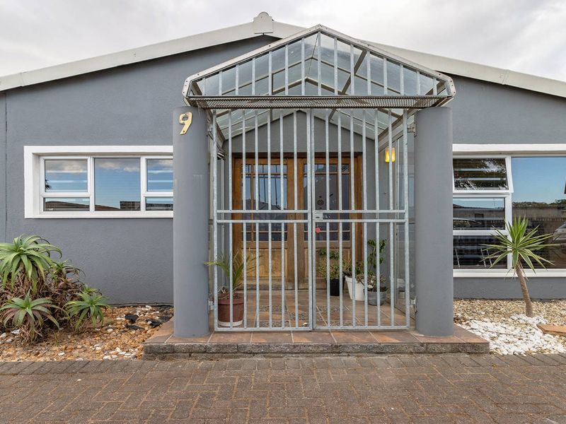 A Beautiful 3-Bedroom Family Home with Space to Grow - Photo 3