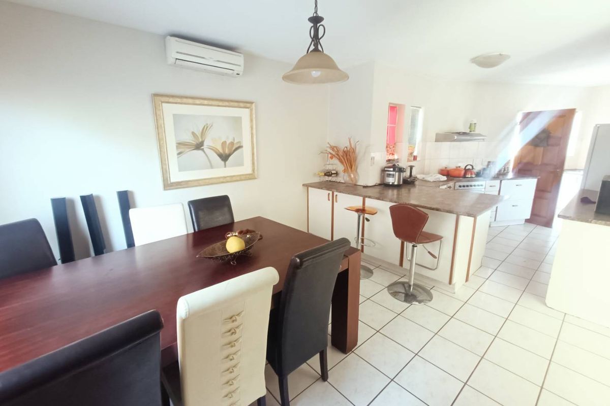 BEAUTIFUL FAMILY HOUSE FOR SALE IN DIE HOEWES!!!!!! - Photo 2