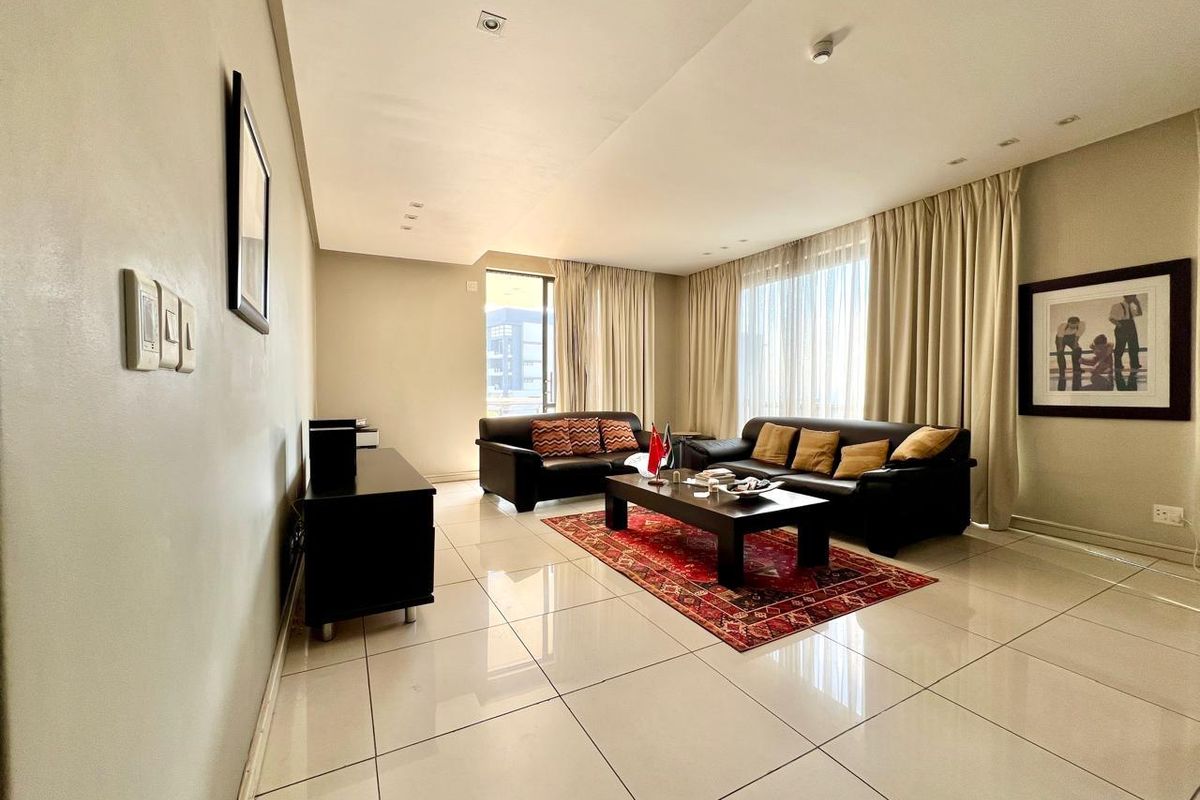 LUXURIOUS TWO BED APARTMENT IN THE EXCLUSIVE THE REGENT FOR RENTAL - Photo 5