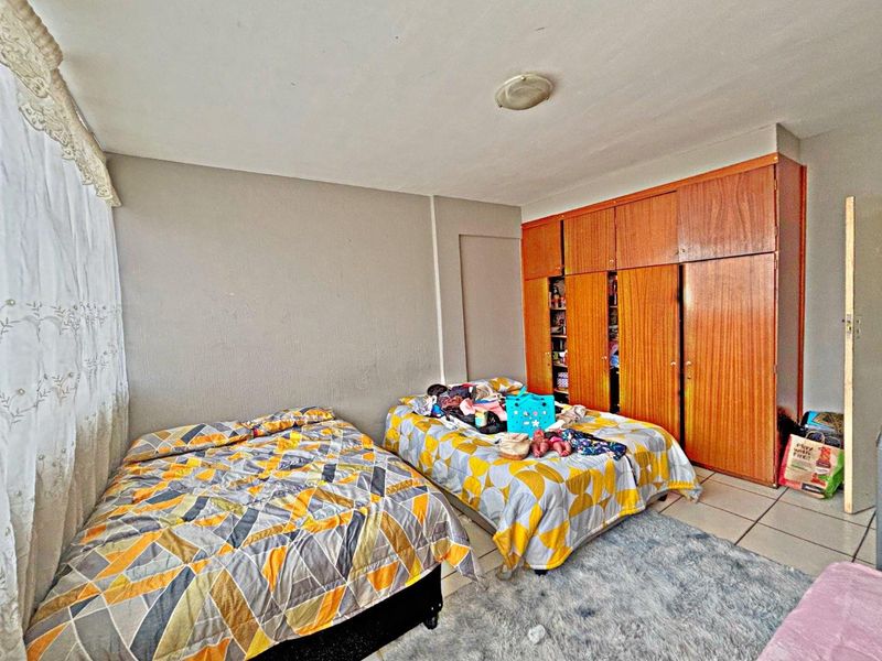 Property with immense potential - Photo 10