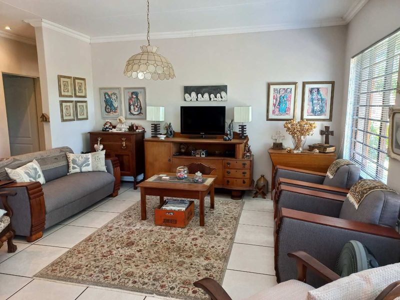 Stunning, sturdy house in popular area - Photo 3