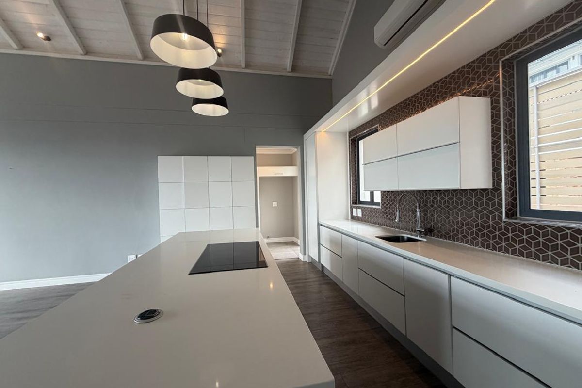 Stylish Duplex - Where elegance meets slopes - Photo 4