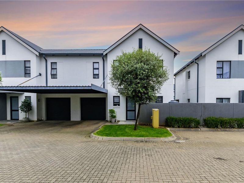 Ideal Family Home In PineHaven - Photo 3