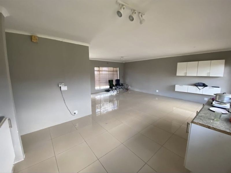 3 Bedroom House for Rent - Photo 4