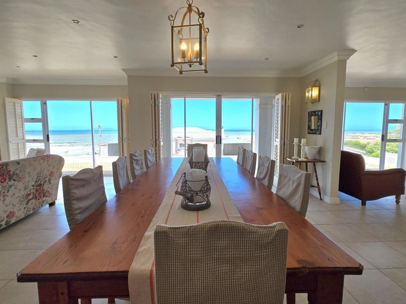 Stunning 6-Bedroom Home Including Flatlet and Spectacular Sea Views in Franskraal - Photo 10