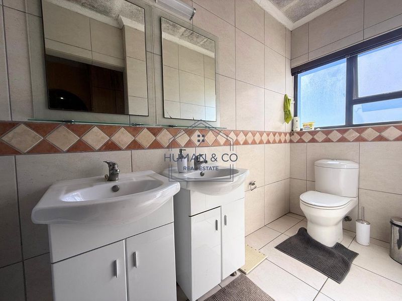 Modern 3-bedroom townhouse in town center; Walvis Bay - Photo 9