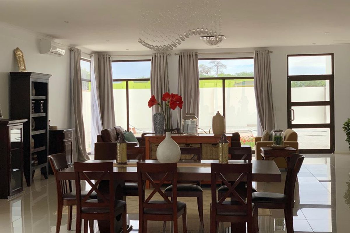 Prestige Family Home For Sale  - Ongwediva Ext 10 - Photo 2