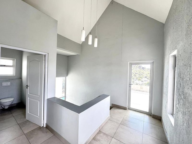 3 Bedroom House For Sale in Elisenheim - Photo 5