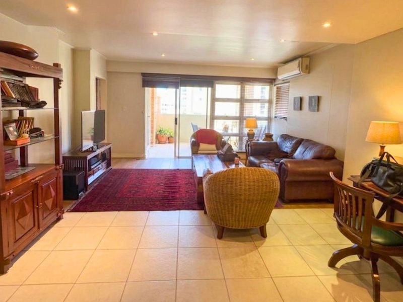 Contemporary 2-Bedroom Apartment Minutes from Sandton CBD - Photo 6