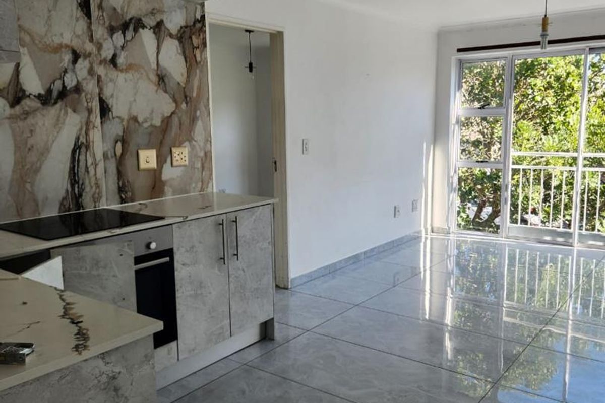 One-bedroom apartment for sale in Pinelands, Anfield Village. - Photo 5