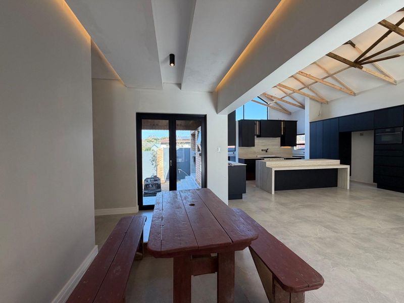 A Masterpiece of Contemporary Modern Farmhouse Living in the Heart of Atholl - Photo 3
