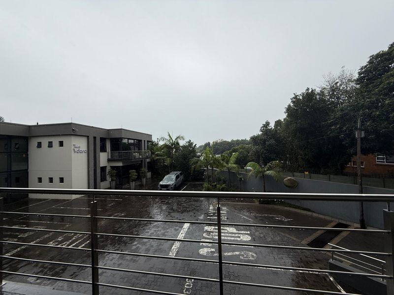 Spacious Office Space Available at Vdara Sandhurst - Photo 10