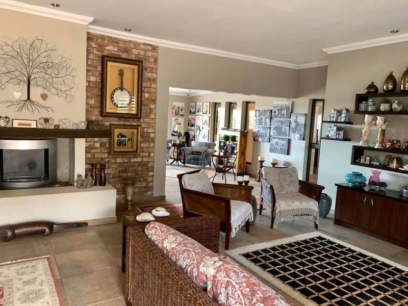 3 Bedroom House For Sale in Auasblick - Photo 6