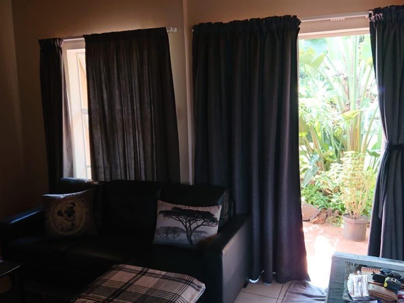 A one bedroom ground floor Unit in Fariland - Photo 8