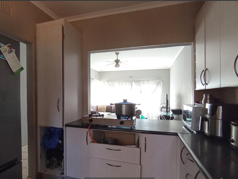 2 bedroom Unit for sale in Florida - Photo 3